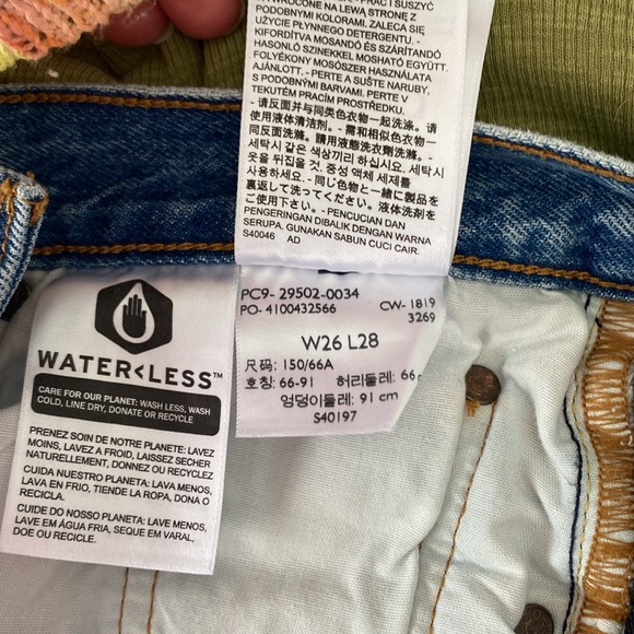 Vintage Real 501 LEVIS lighter wash distressed front button fly Favorite - Picture 11 of 11